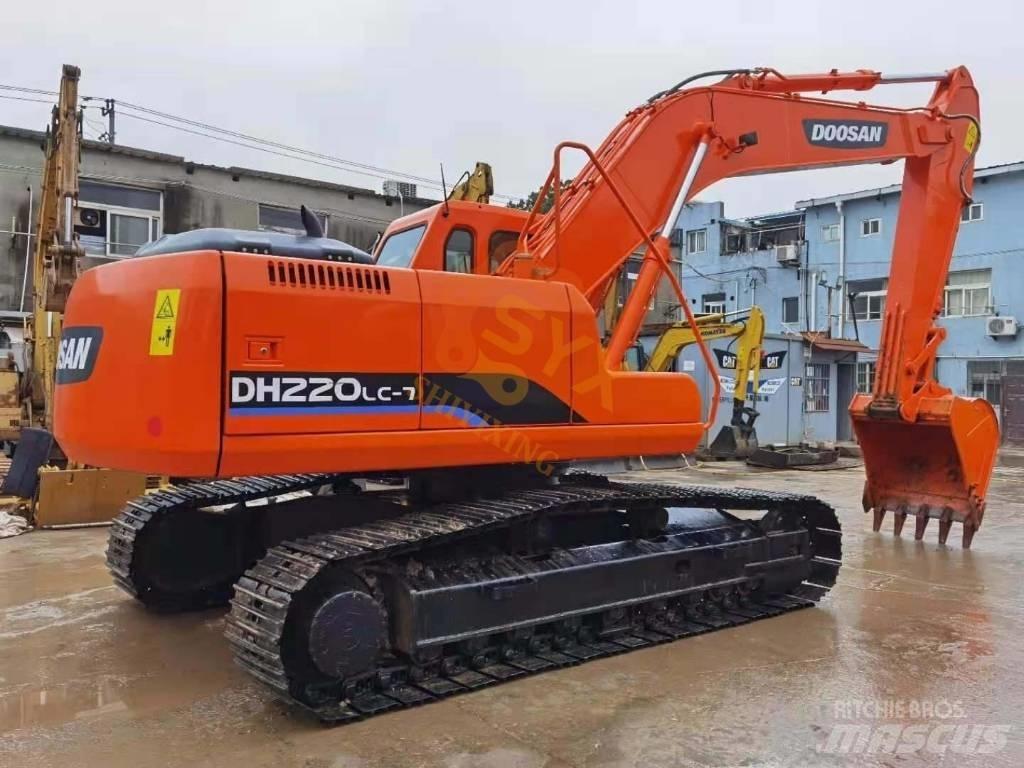 Doosan 220 LC-7 Vikšriniai ekskavatoriai