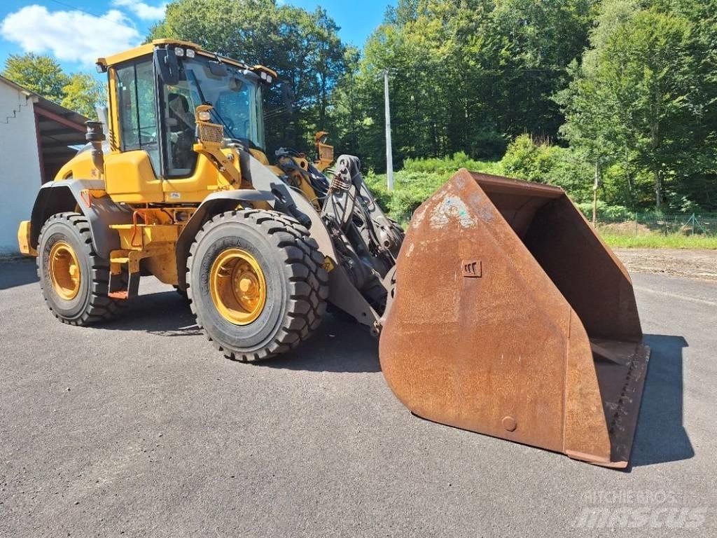 Volvo L 60 H Naudoti ratiniai krautuvai