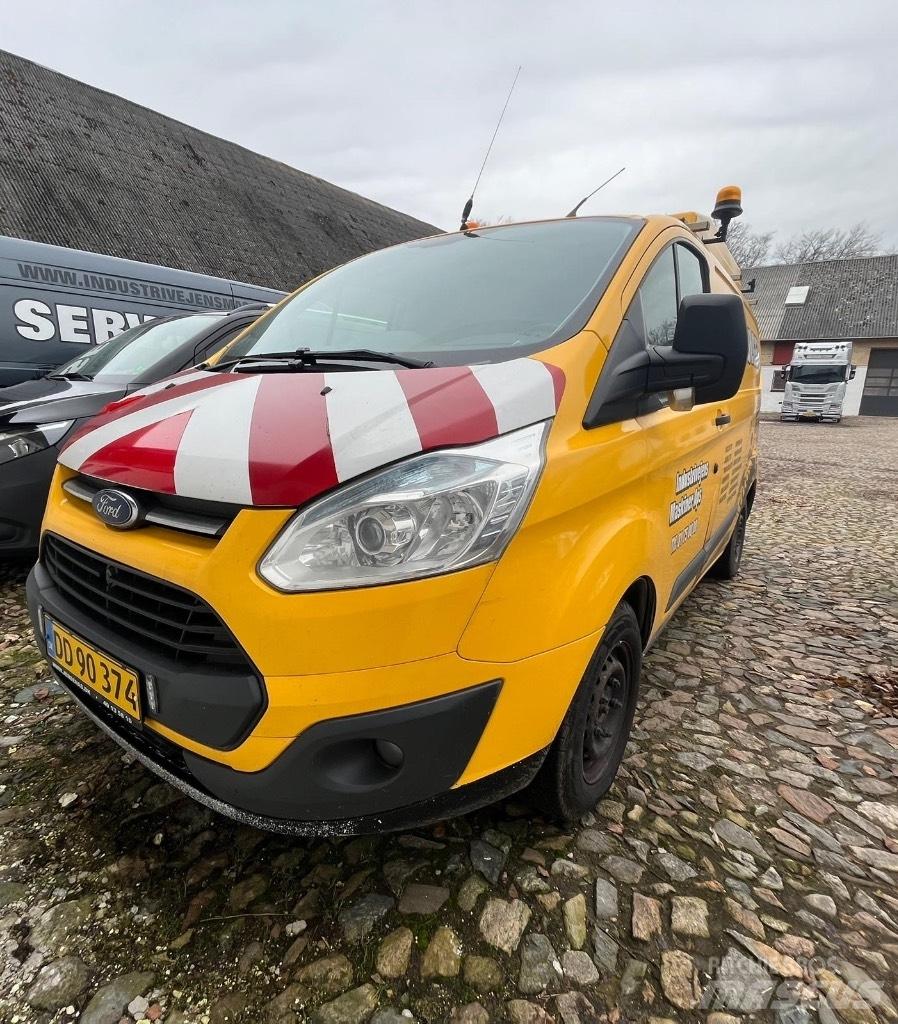 Ford Transit Custom Lengvieji automobiliai