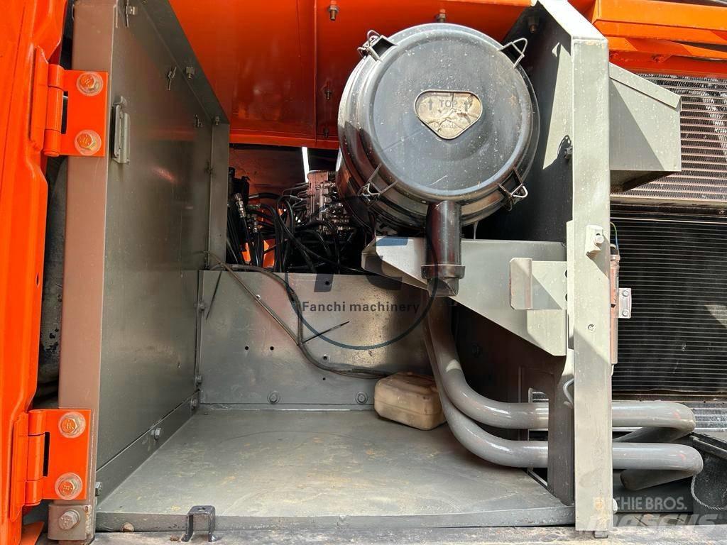 Hitachi ZX 200-6 Vikšriniai ekskavatoriai
