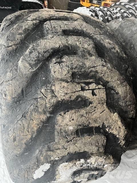 Nokian 710/45-26,5 Padangos, ratai ir ratlankiai