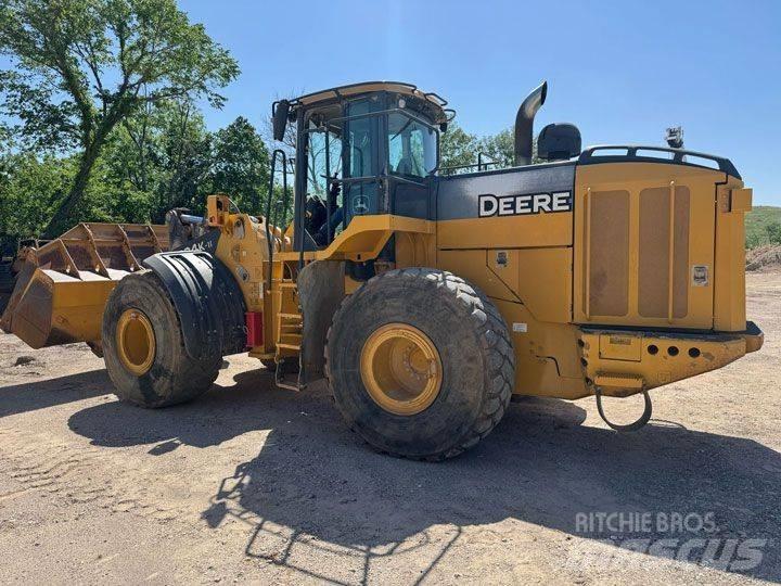 John Deere 824K-II Naudoti ratiniai krautuvai