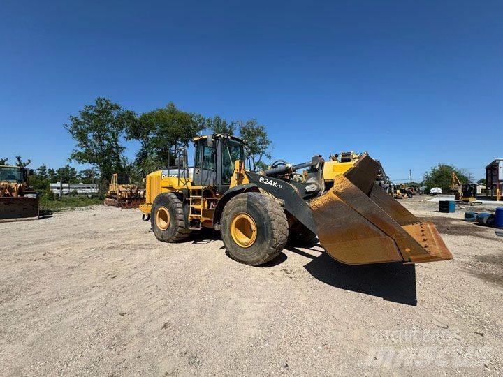 John Deere 824K-II Naudoti ratiniai krautuvai