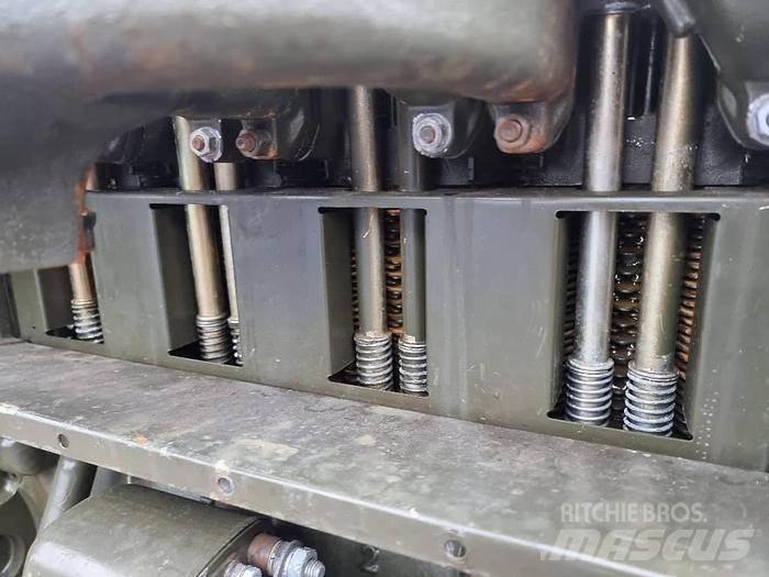  Engines F4L912 Transportas - Kita