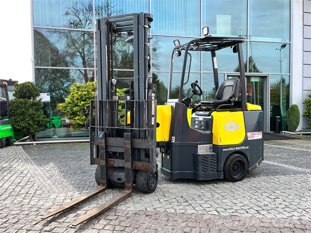 Aisle-Master 15NE Siaurų praėjimų krautuvai