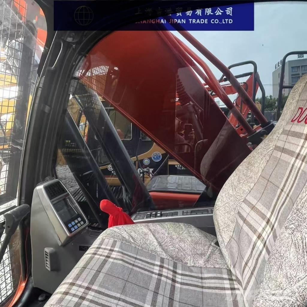 Doosan DX 300 LC Vikšriniai ekskavatoriai