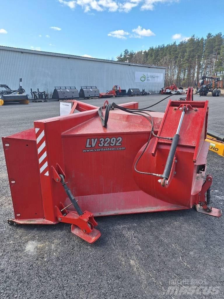 Varila Steel LV 3292 Sniego pūstuvai