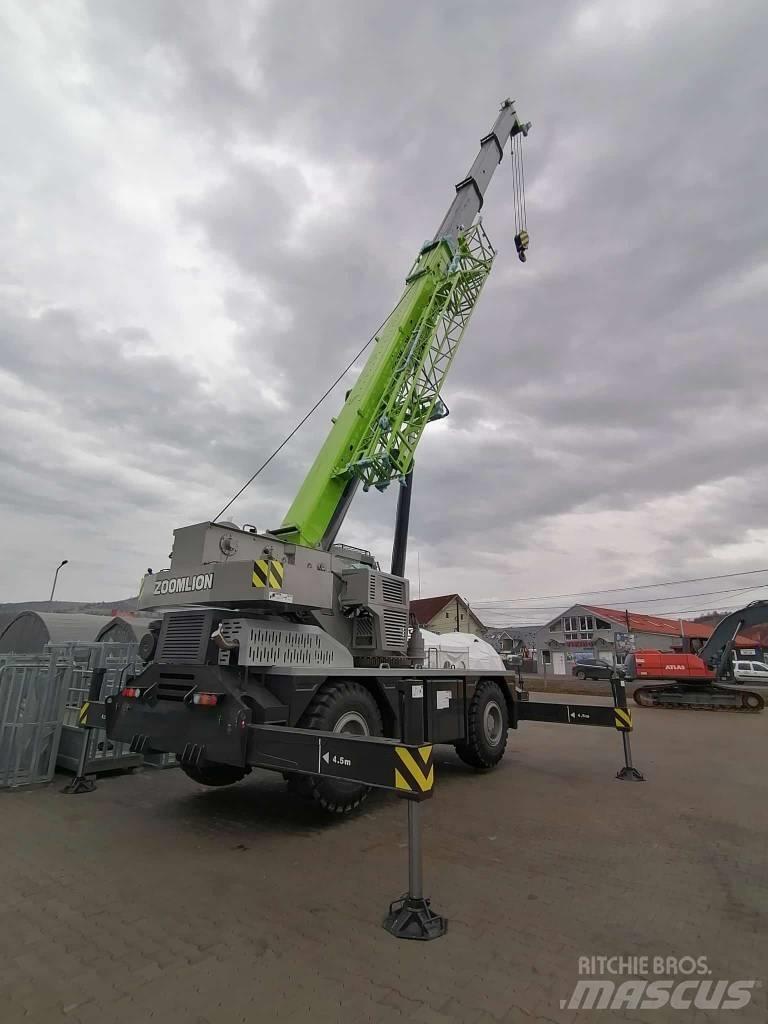 Zoomlion ZRT400 Neapdoroto reljefo kranai