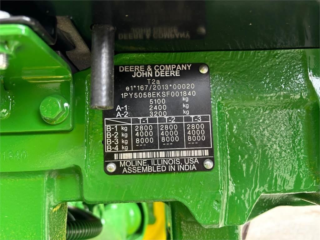 John Deere 5058E Traktoriai