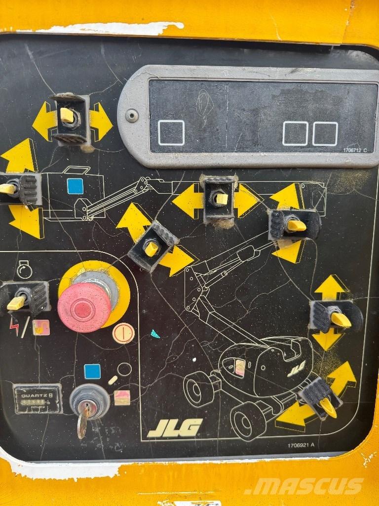 JLG 450 AJ Alkūniniai keltuvai