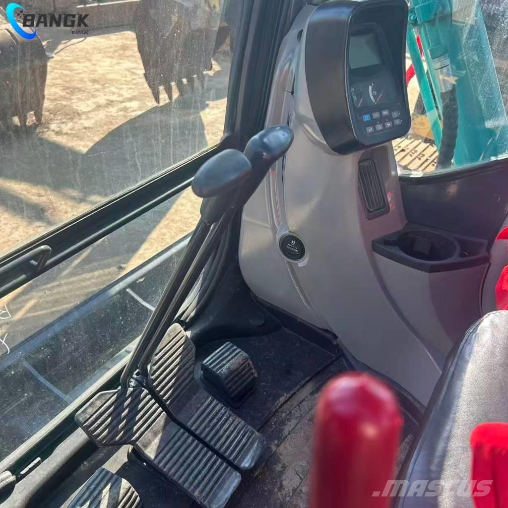 Kobelco SK75-8 Vikšriniai ekskavatoriai