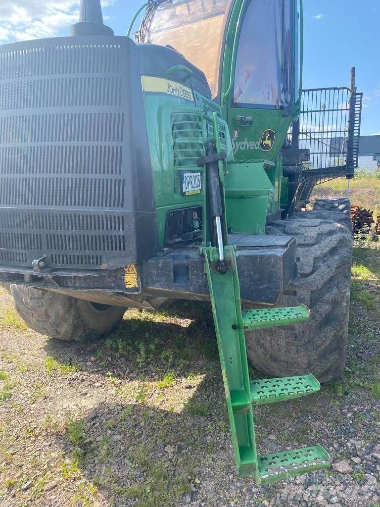 John Deere 1210 G Naudoti miškovežiai (Forvarderiai)