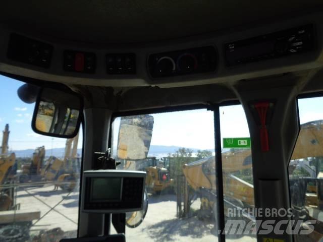 CAT 938M Naudoti ratiniai krautuvai