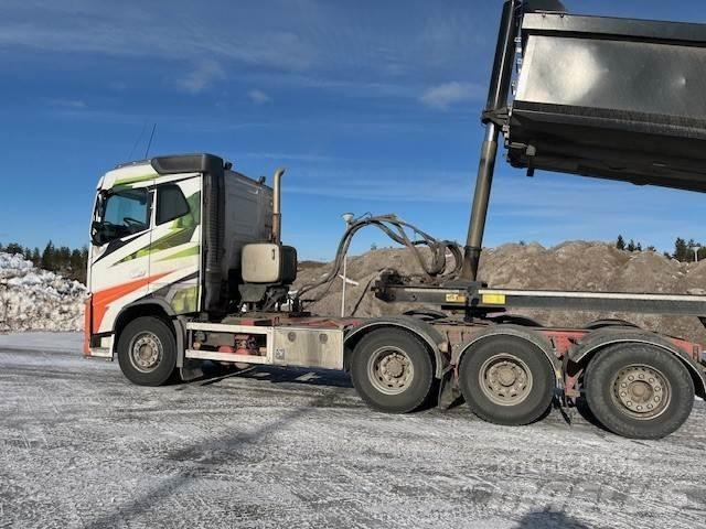 Volvo FH Savivarčių priekabų vilkikai