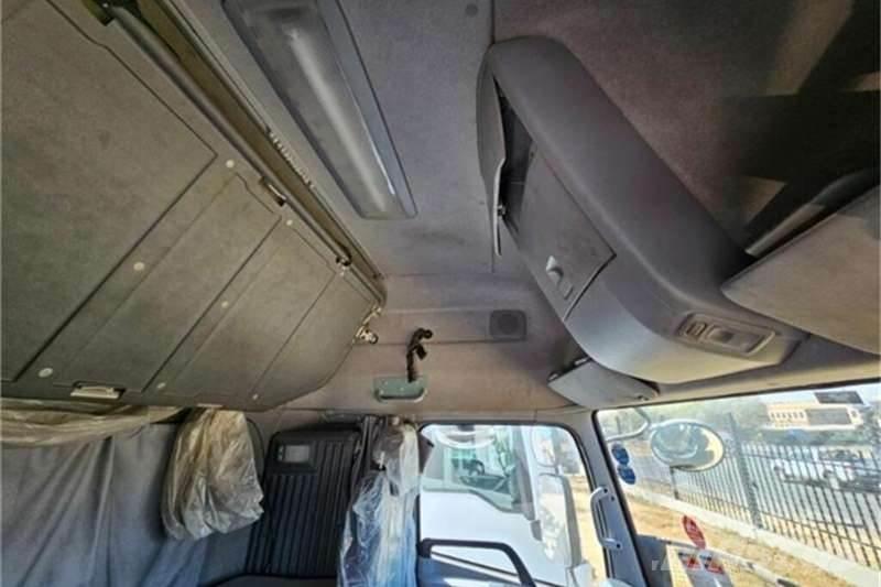 UD TRUCKS QUON Kita
