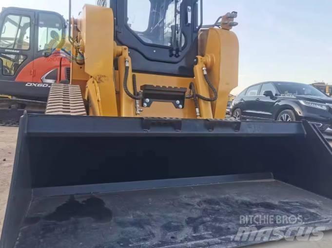 CAT 277D Krautuvai su šoniniu pasukimu