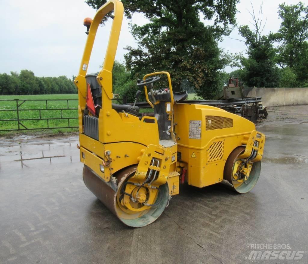 Bomag BW 120 AD-4 Porinių būgnų volai