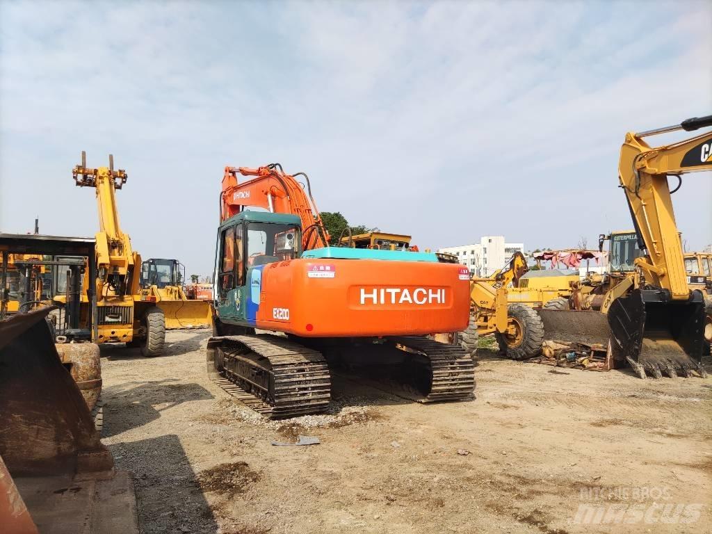 Hitachi EX 200-3 Vikšriniai ekskavatoriai