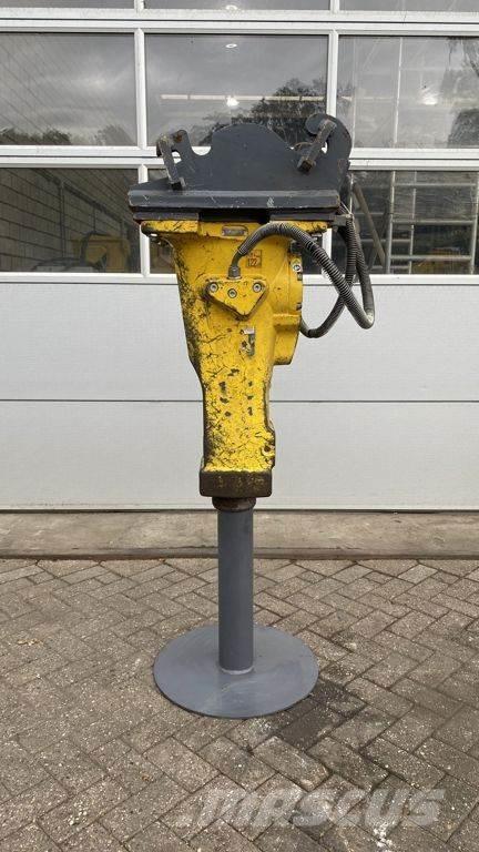 Epiroc SB452 Hidrauliniai kūjai / Trupintuvai