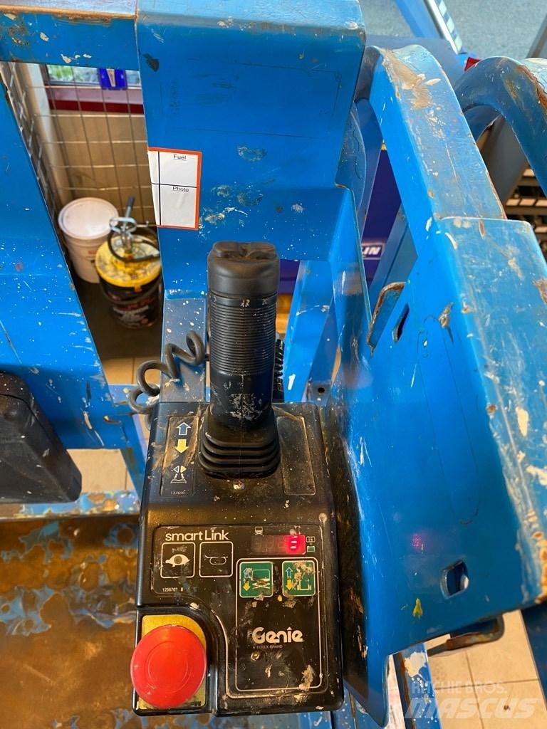 Genie GS 4047 Žirkliniai keltuvai