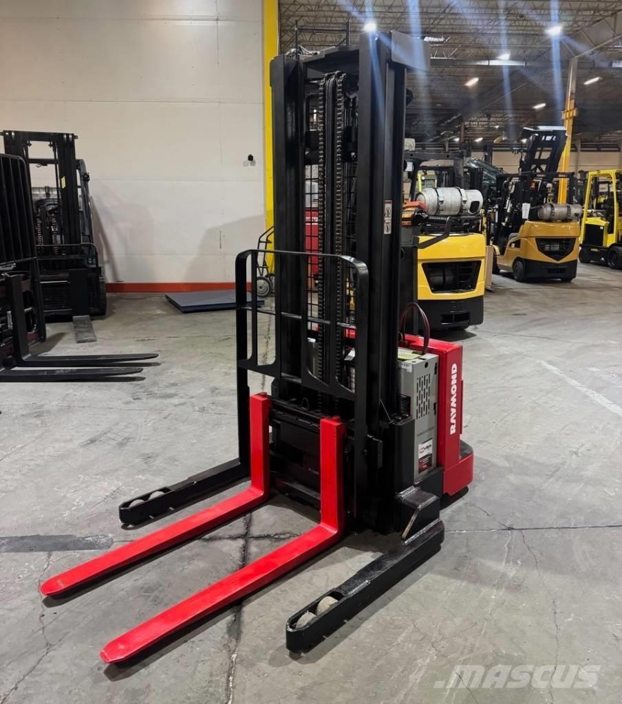 Raymond RSS40 Savaeigiai rietuvai