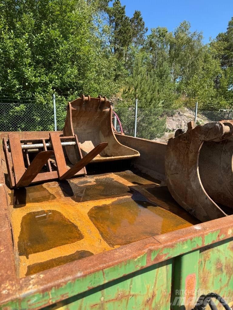 CAT M316F Ratiniai ekskavatoriai