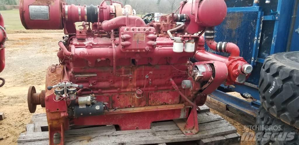 Cummins VT635-F Varikliai