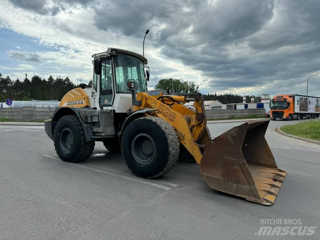 Liebherr L 538 Naudoti ratiniai krautuvai