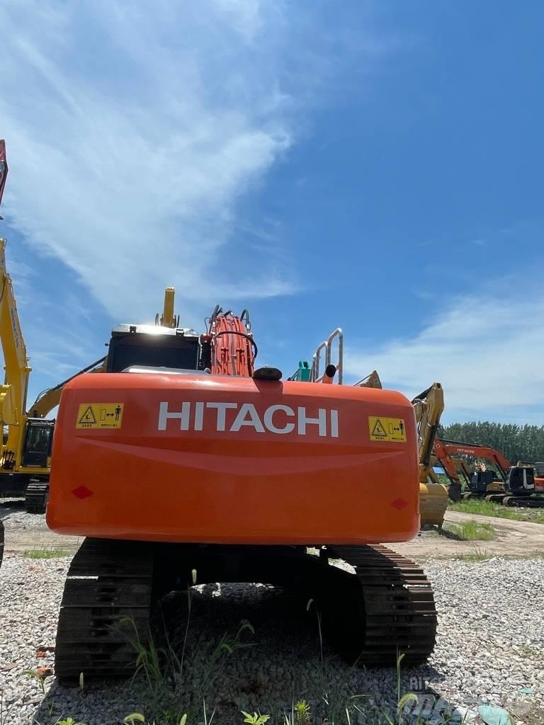 Hitachi ZX 200 Vikšriniai ekskavatoriai