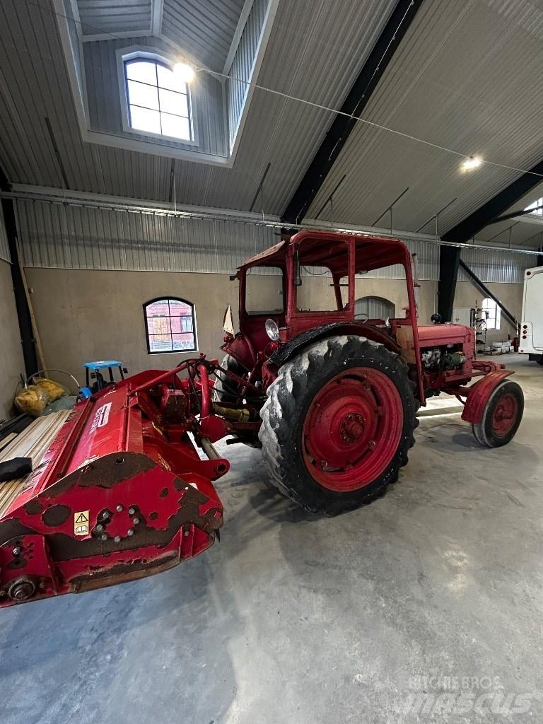 Volvo BM 350 Traktoriai