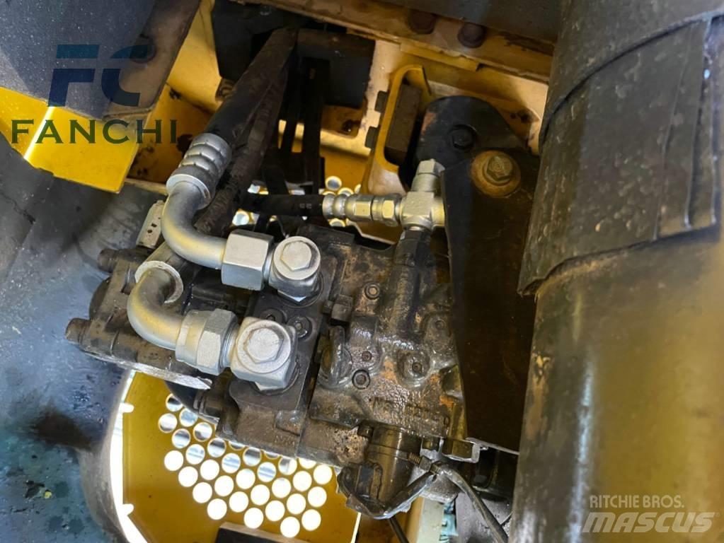 Komatsu PC 56-7 Vikšriniai ekskavatoriai