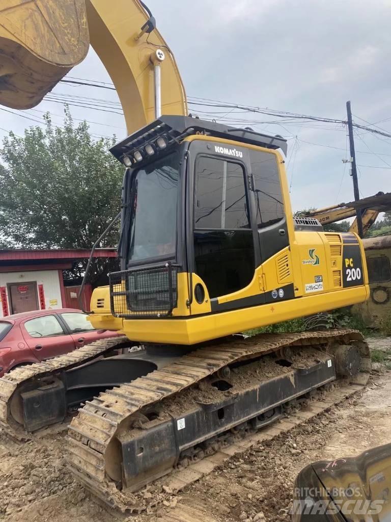 Komatsu pc200-8 Vikšriniai ekskavatoriai