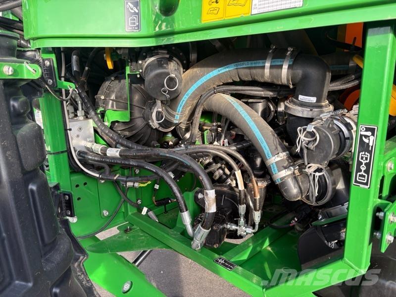 John Deere R952i Prikabinami purkštuvai