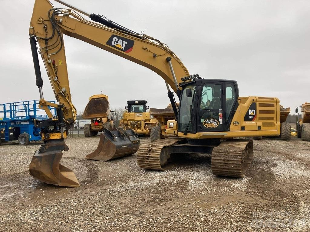 CAT 323 - nextgen Vikšriniai ekskavatoriai
