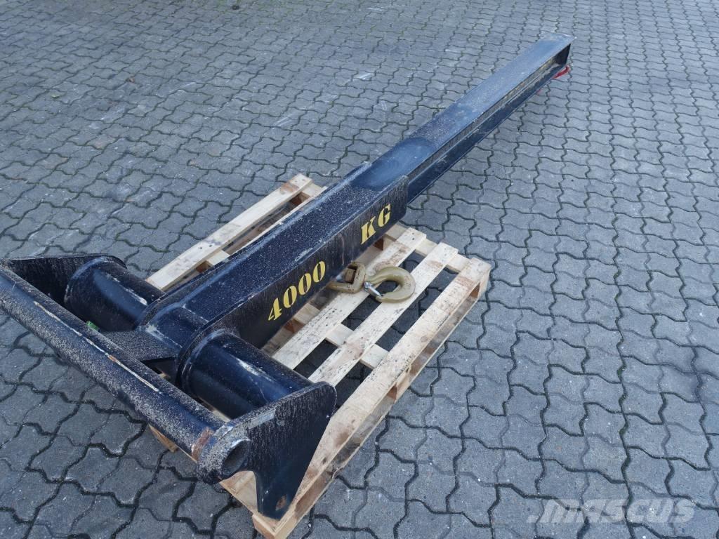 Manitou P4000 // E-Reco Kiti naudoti statybos komponentai