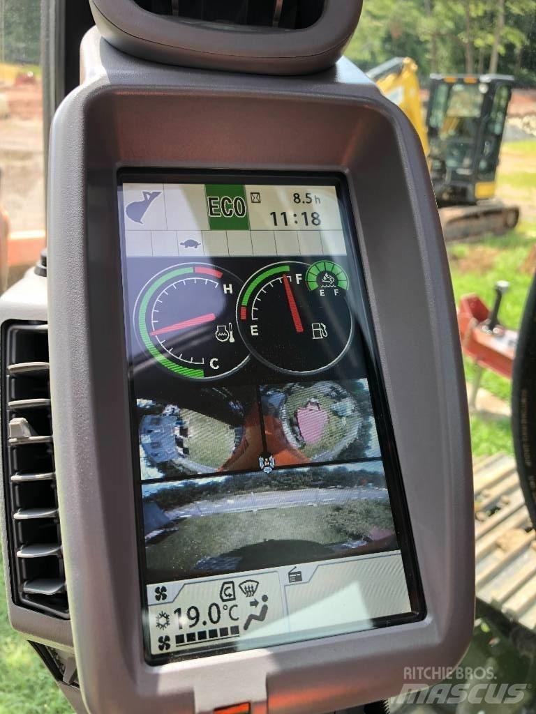 Hitachi ZX245USLC-6 Vikšriniai ekskavatoriai