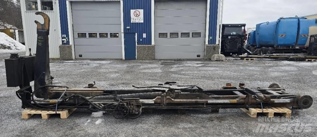 Scania R 500 Sunkvežimiai su keliamuoju kabliu