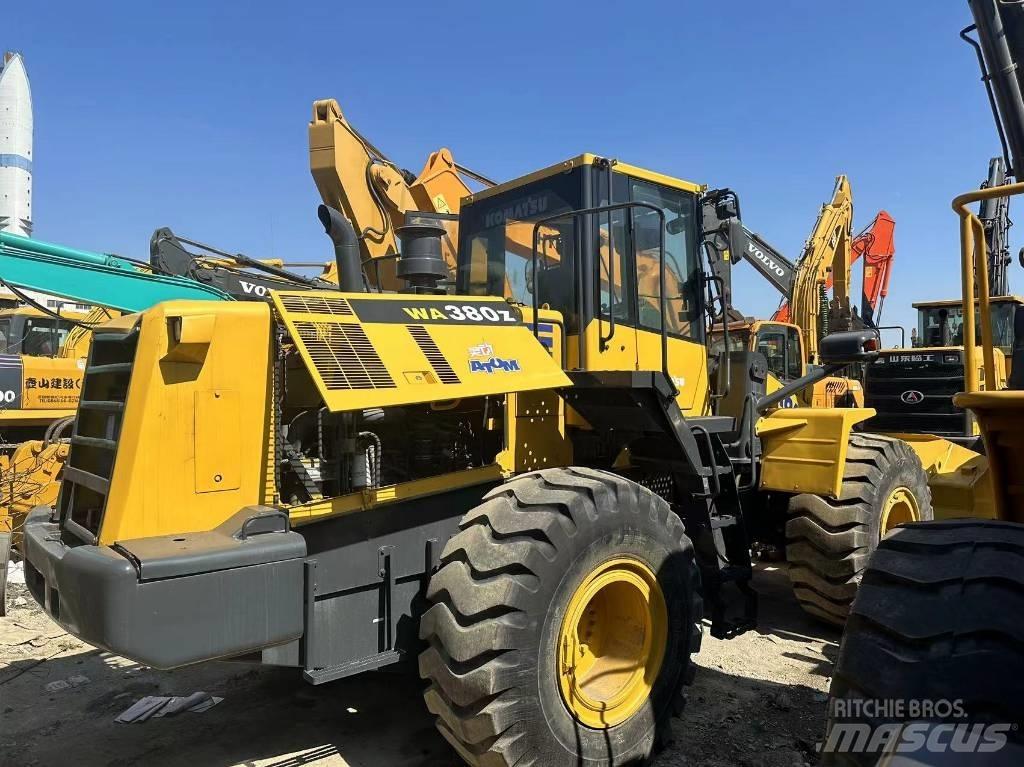 Komatsu WA380-6 Naudoti ratiniai krautuvai