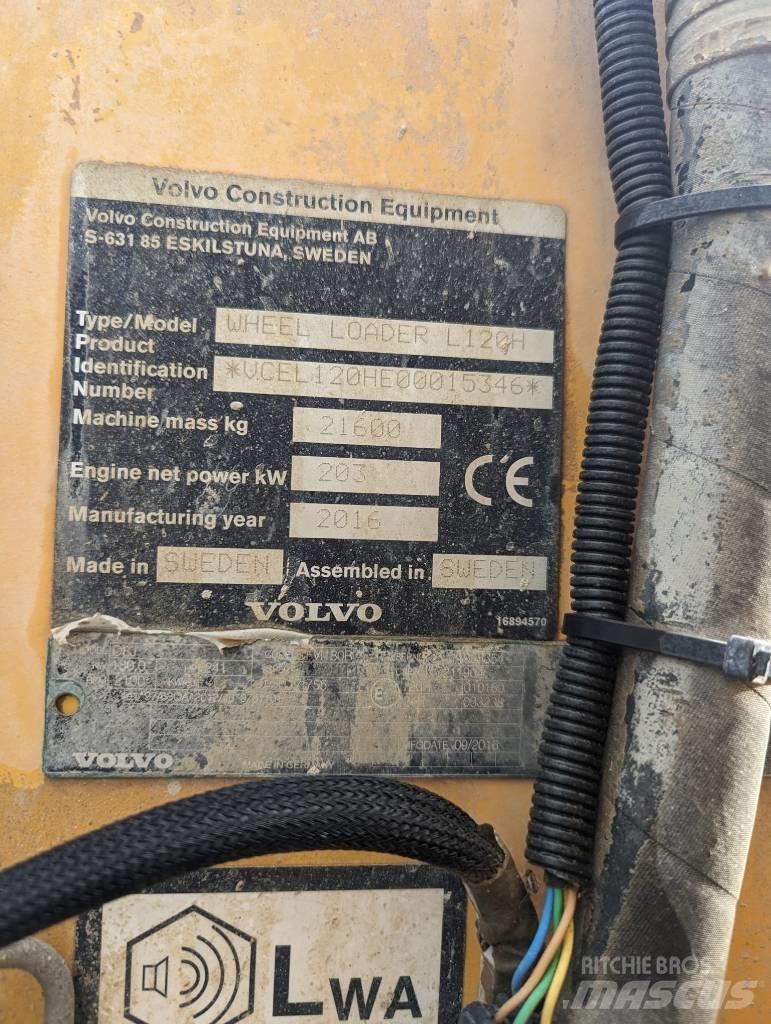 Volvo L 120 H Naudoti ratiniai krautuvai
