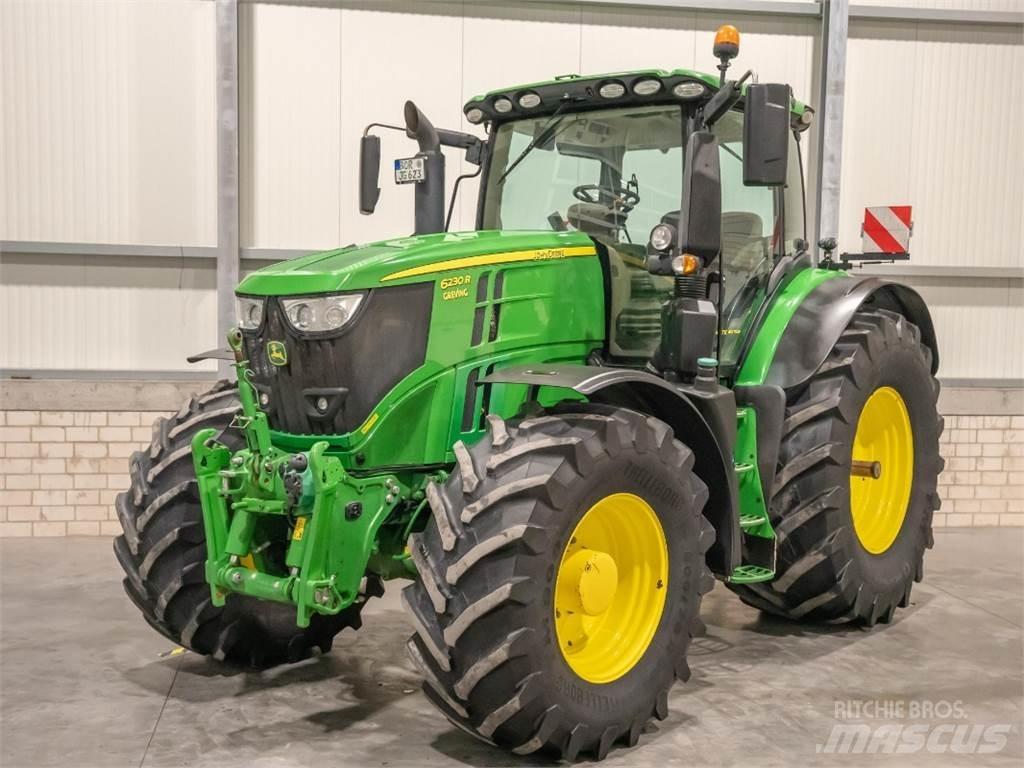 John Deere 6230R Traktoriai