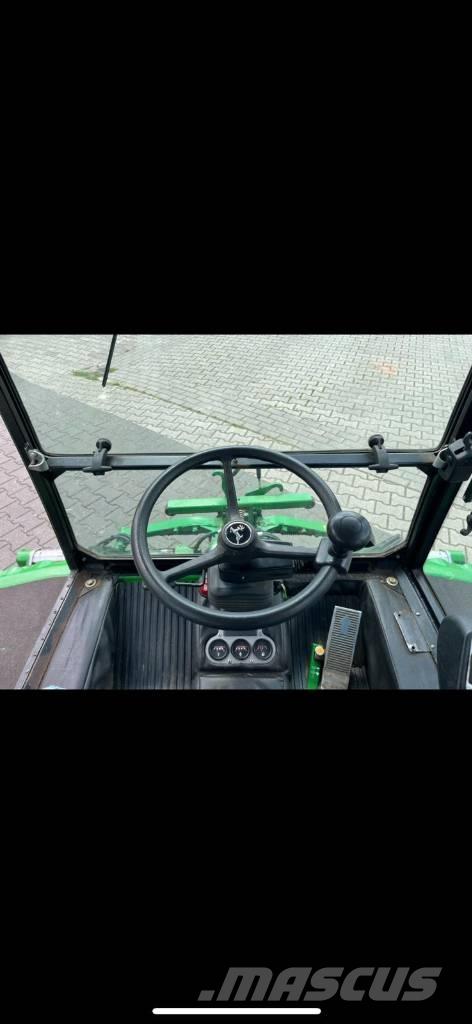 John Deere 1905 Sodo traktoriukai-vejapjovės