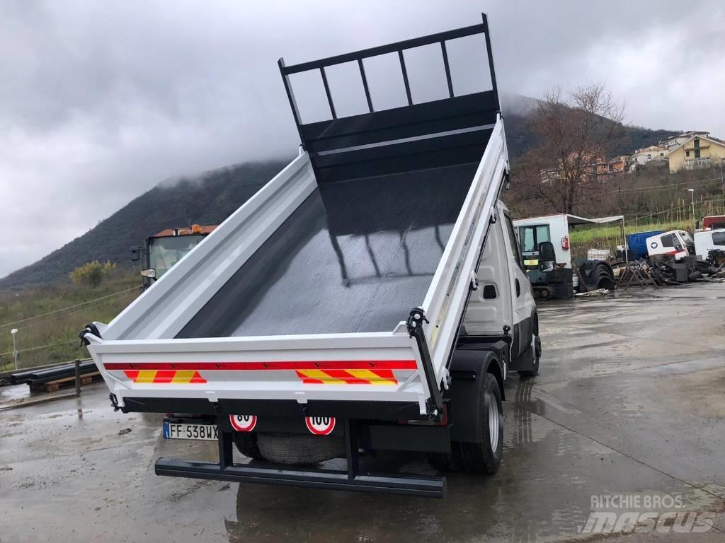 Iveco Daily 35C17 Savivarčių priekabų vilkikai