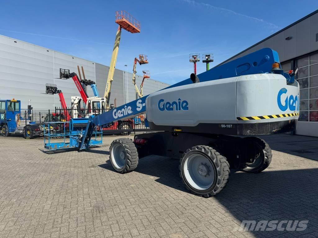Genie S 65 Teleskopiniai keltuvai
