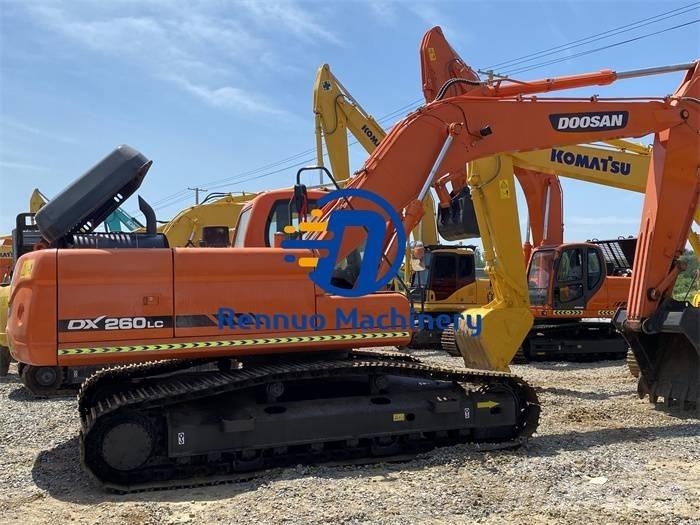Doosan DX 260LC Vikšriniai ekskavatoriai