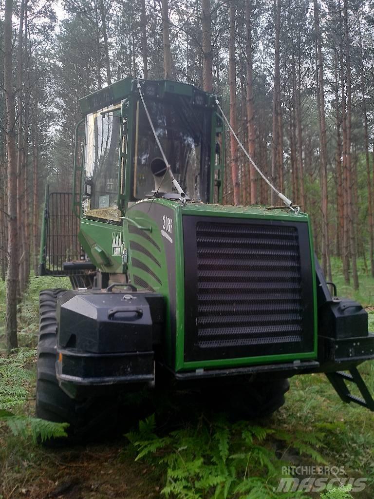 HSM 208 F Naudoti miškovežiai (Forvarderiai)