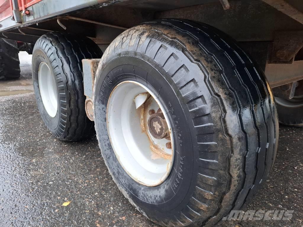 Tuhti M 85 Savivartės priekabos