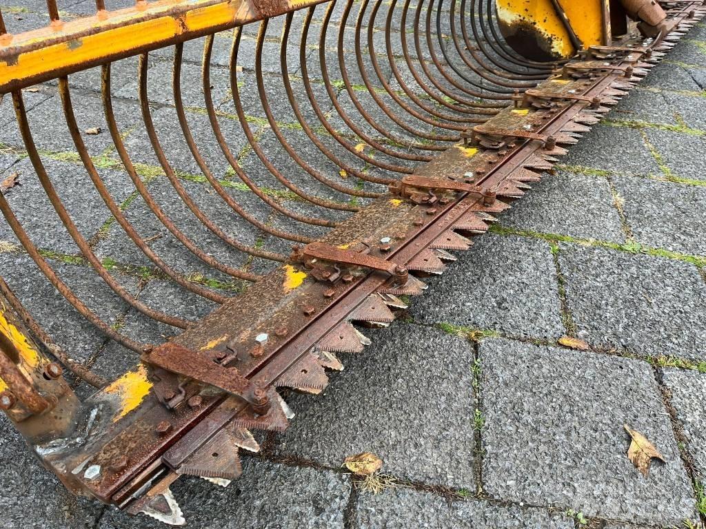 BOS MX 430 Kiti kelių tiesimo įrengimai