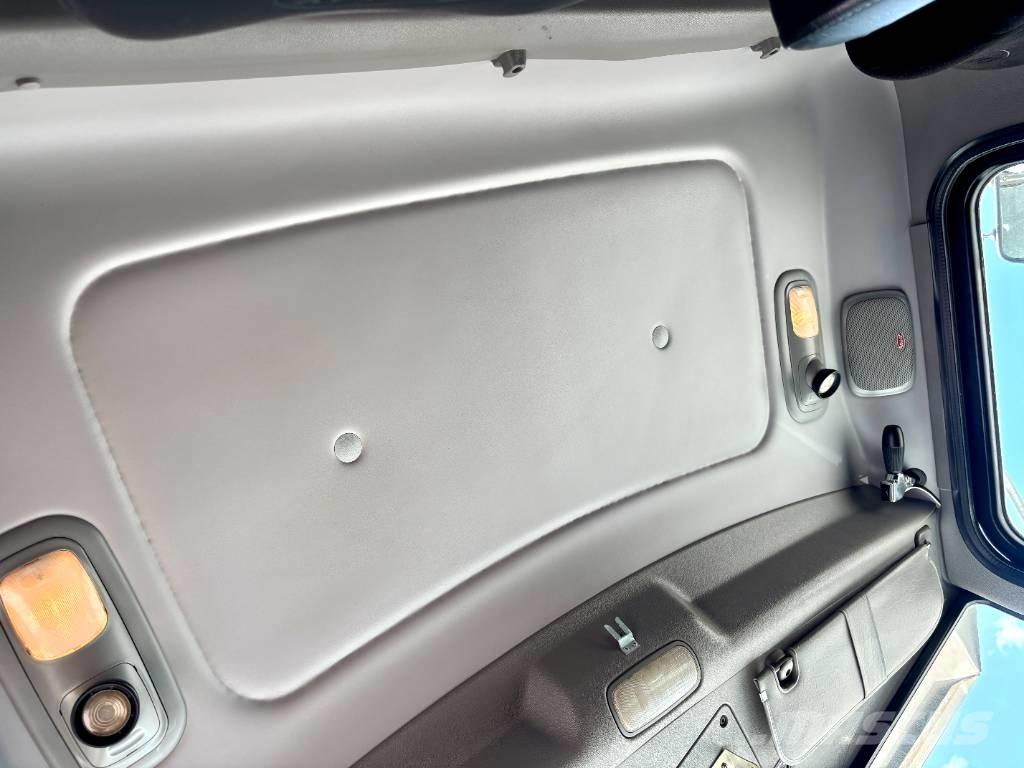 Peterbilt 388 Naudoti vilkikai