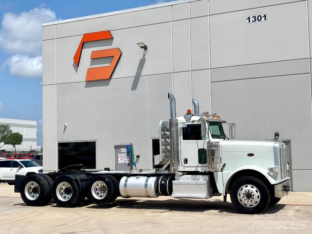 Peterbilt 388 Naudoti vilkikai