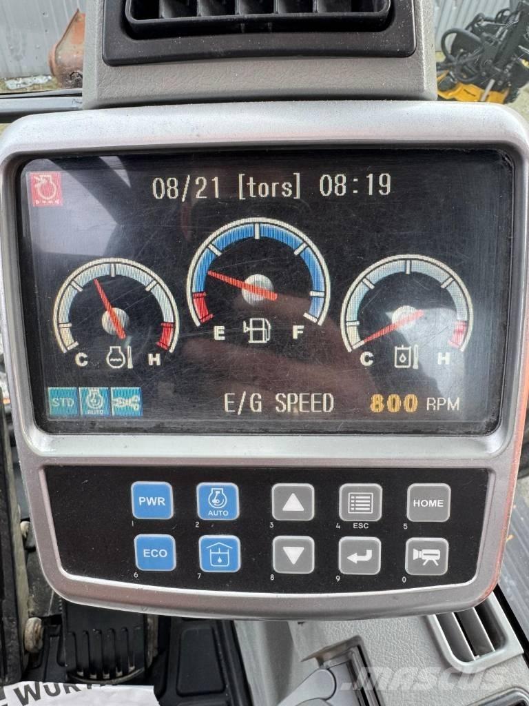 Doosan DX 140 W Ratiniai ekskavatoriai